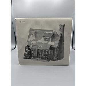 Dept 56 Christmas Snow Village “Pinewood Log Cabin ” #5150-0